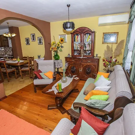 Bella Apartment Porec